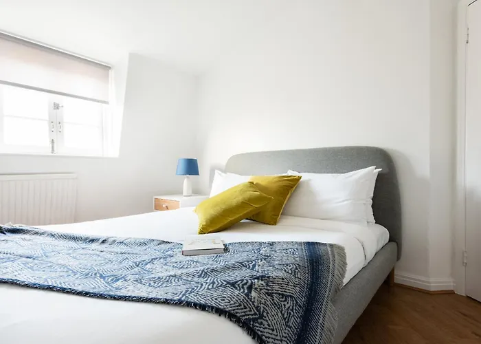 The Paddington Mews - Comfortable & Elegant 3Bdr Paddington House